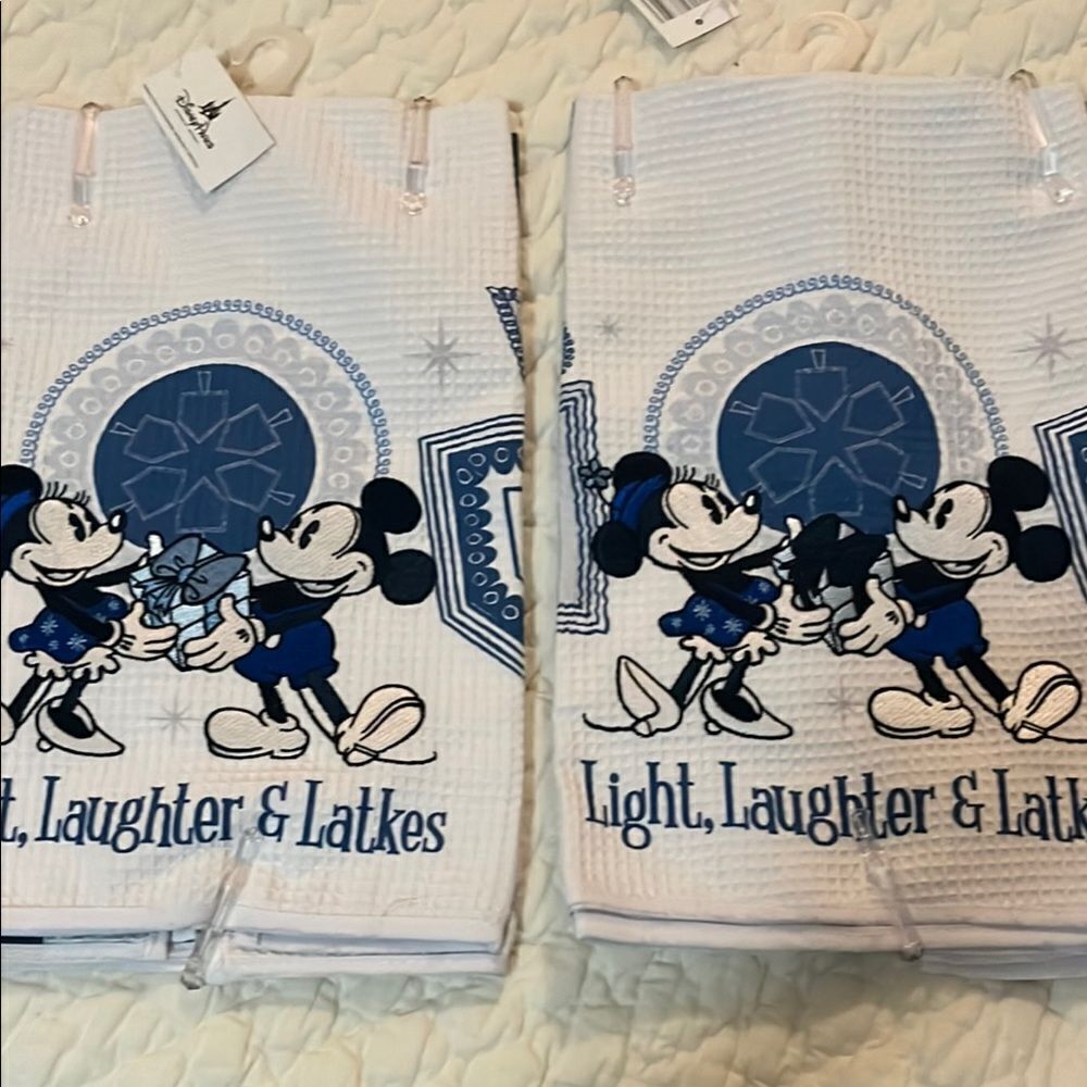 Disney Mickey and Minnie Light Laughter & Latkes Towels